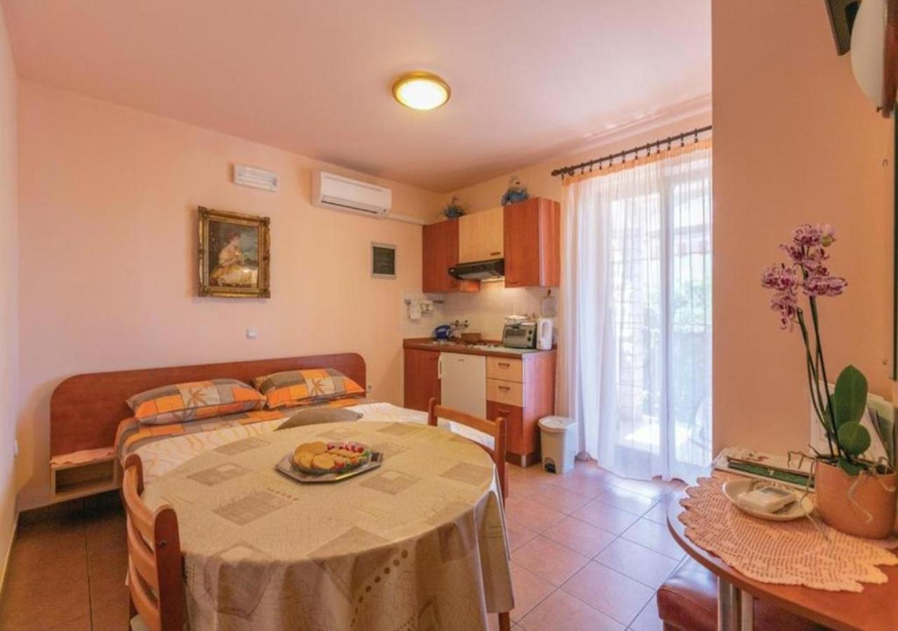 Ferienwohnung Adria Vrsar Exterior foto
